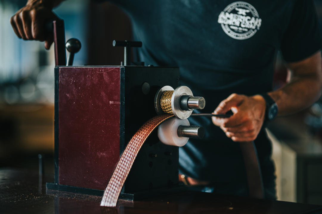 Pattern Belt rolling machine