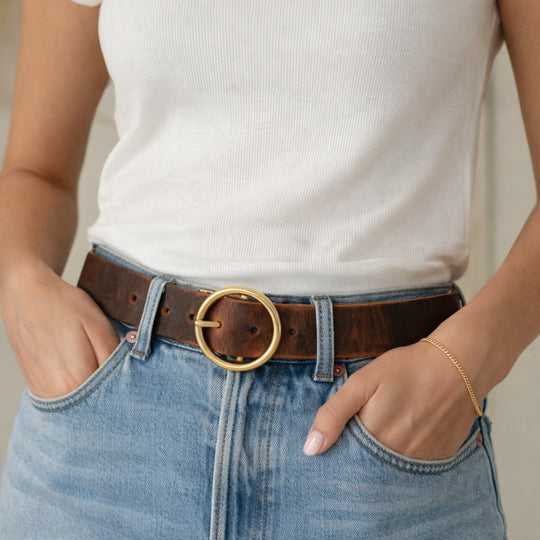 Mustang Belt - White Shirt - Brown Belt