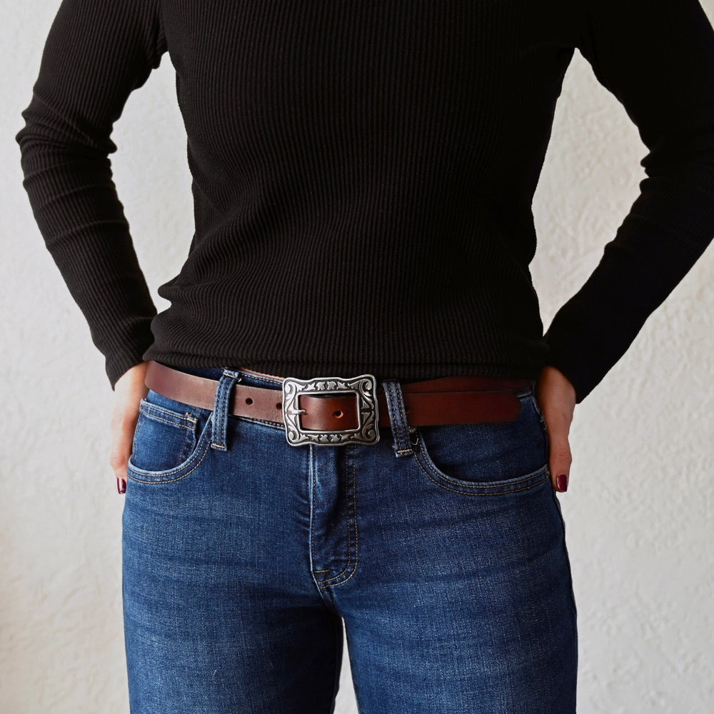Reina Belt Lifestyle 1
